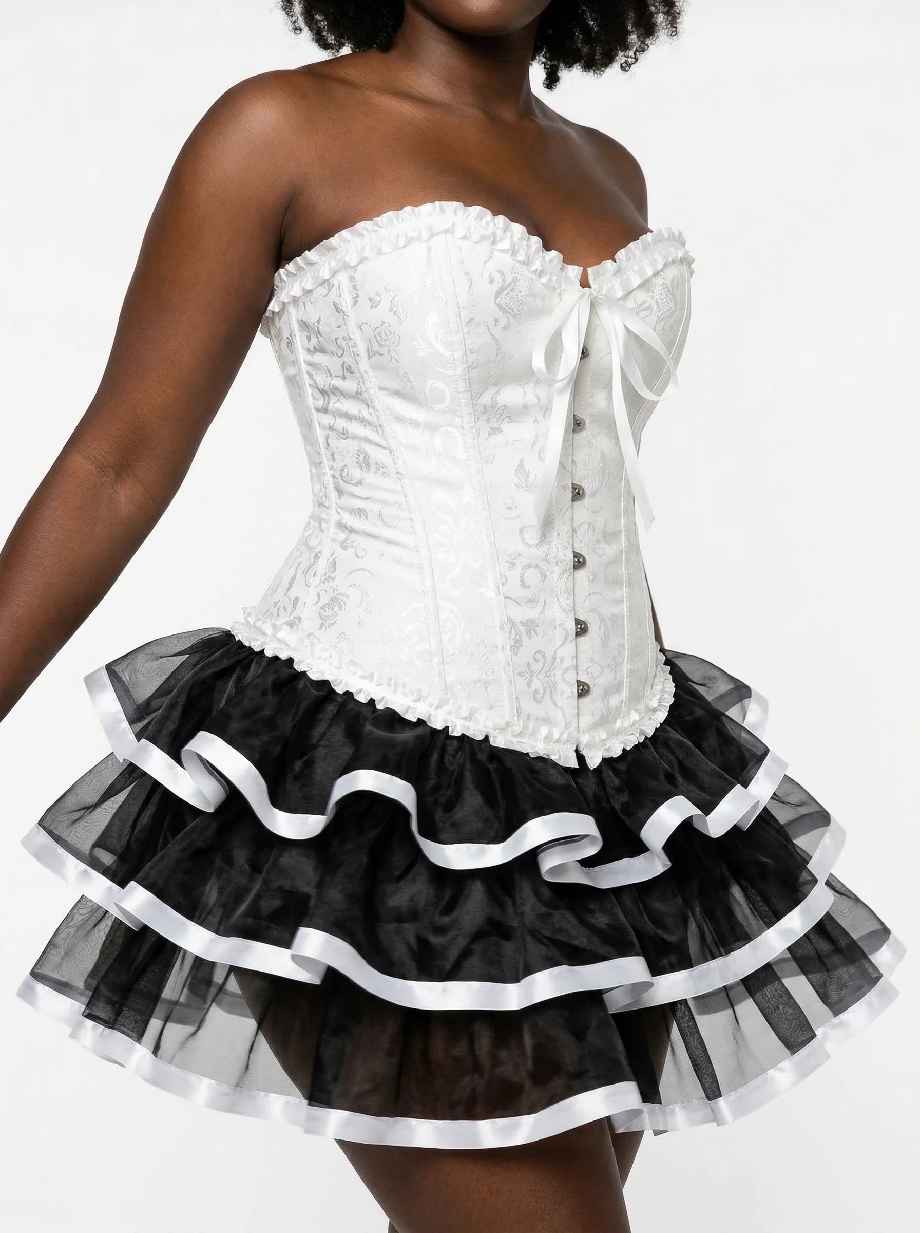 Corset Blanc Avec Jupe - Vue mouvement (curvy)