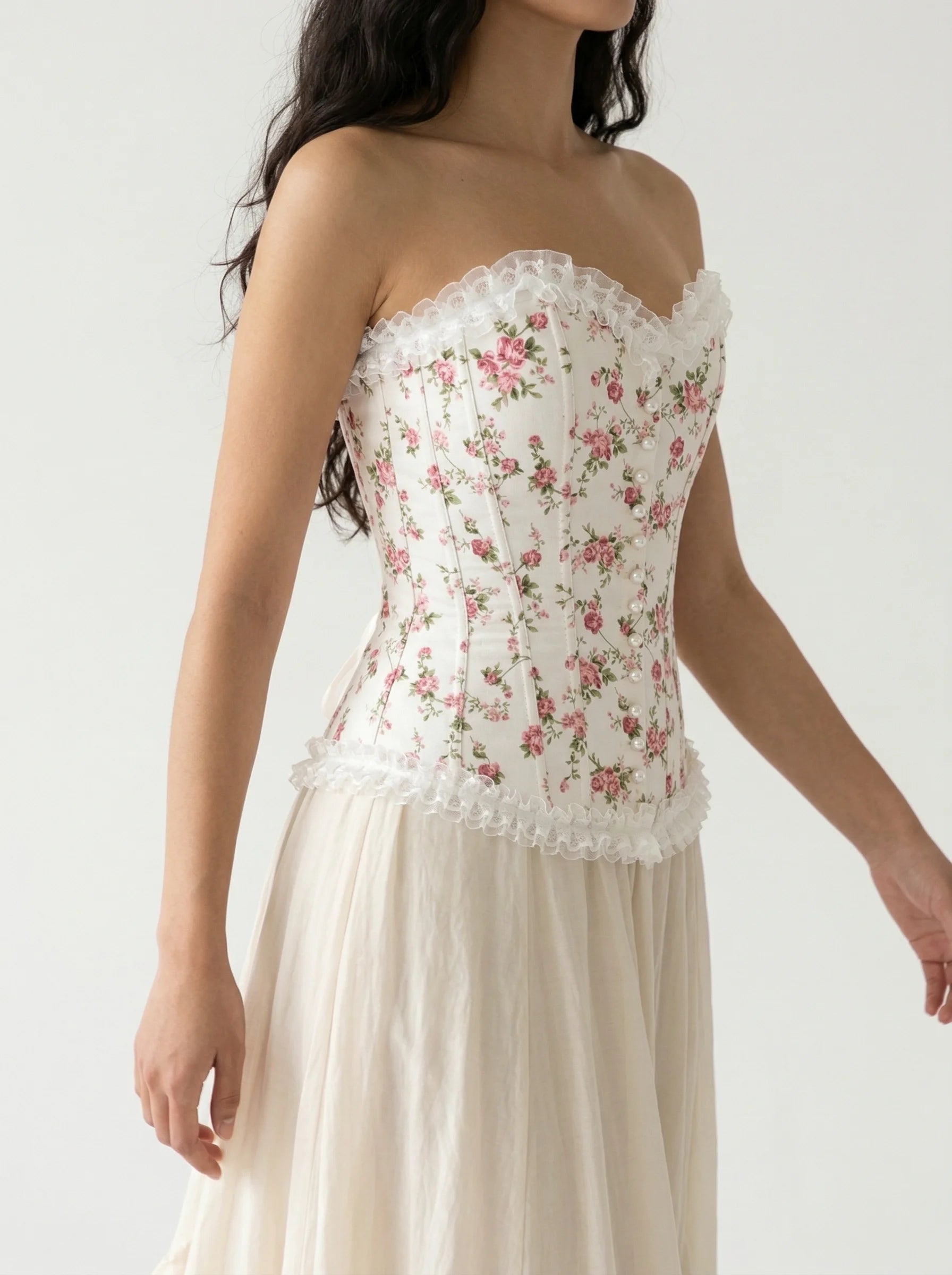 Corset Femme Ancien - Vue mouvement (moyenne)