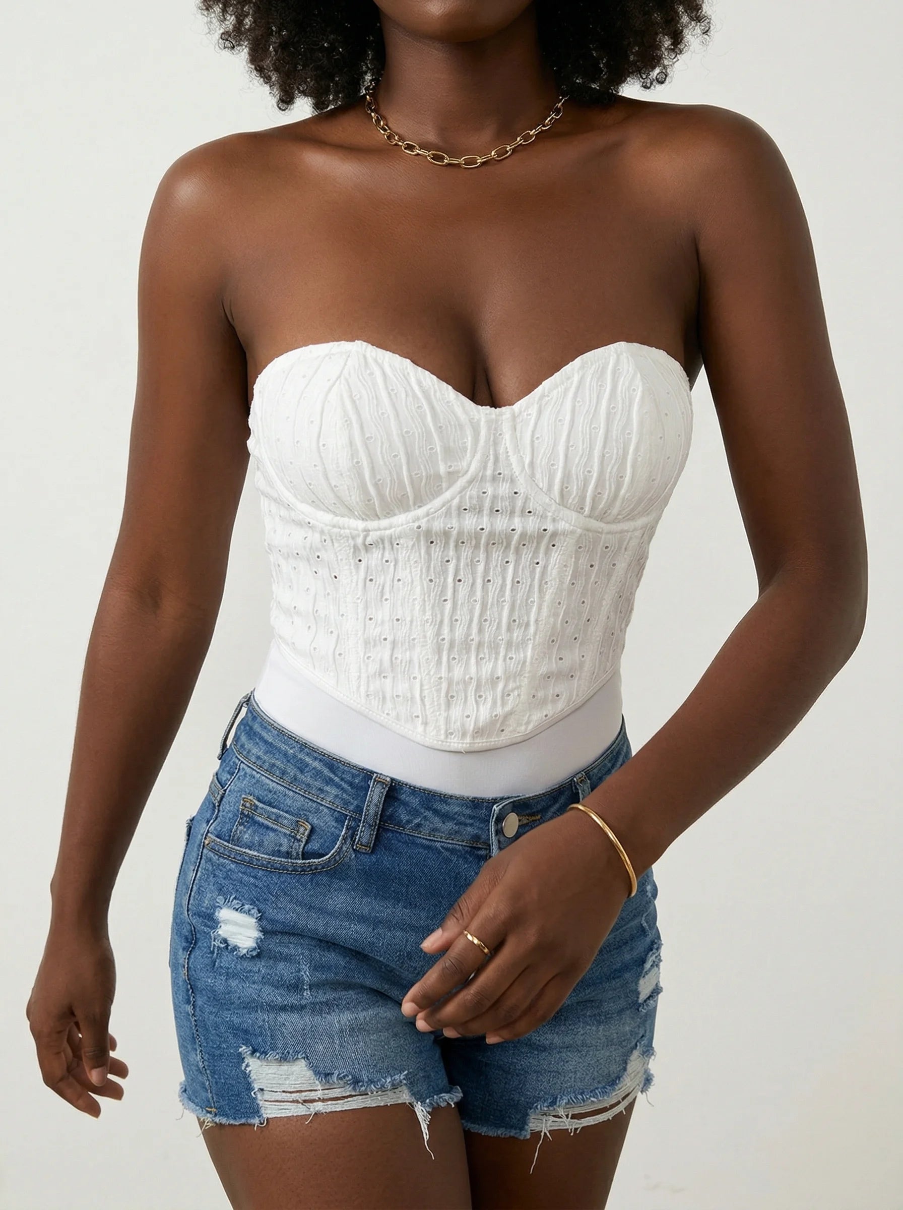 Corset Femme Blanc à Pois Style Top - Vue mouvement (curvy)