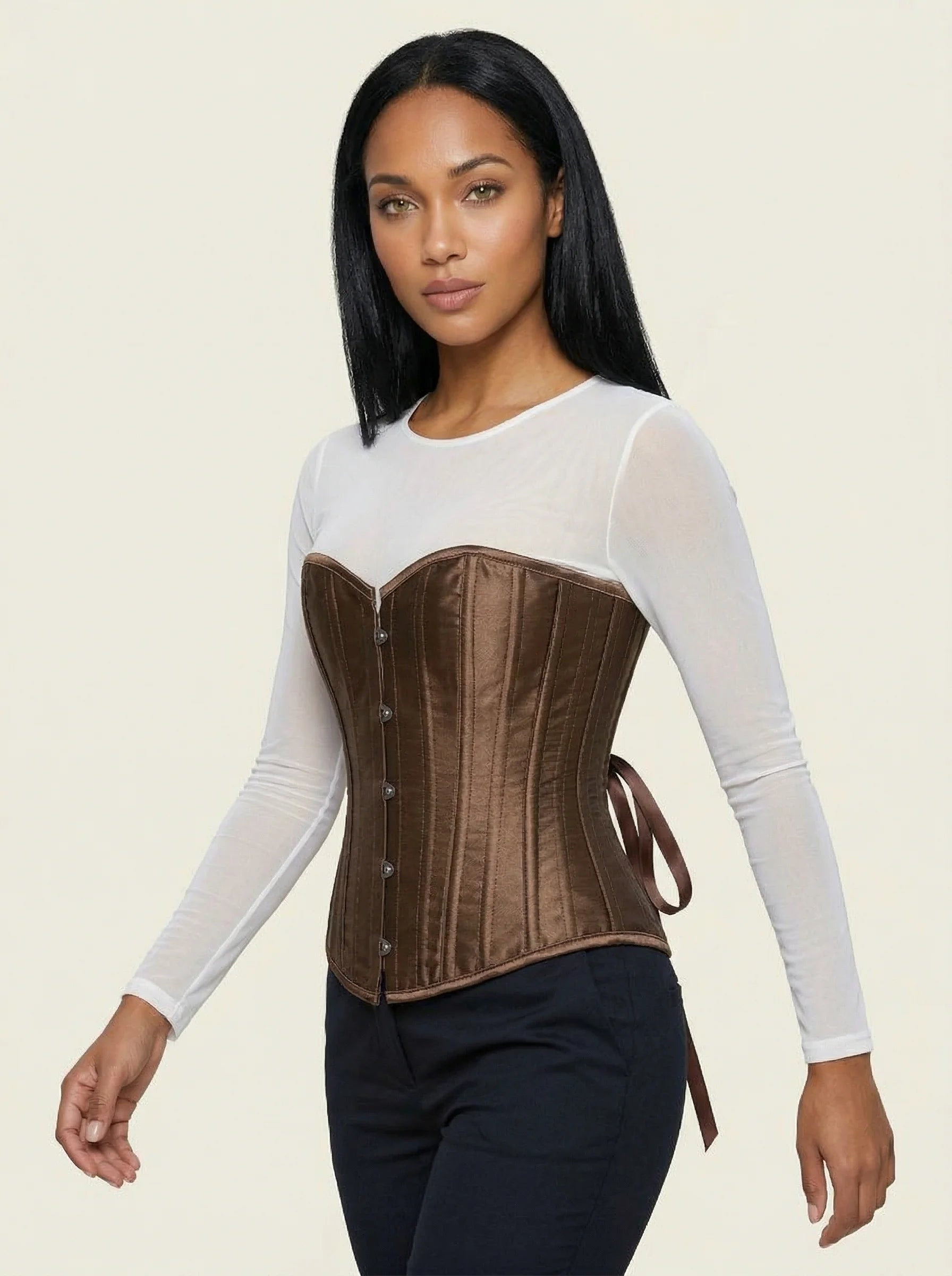 Corset à Crochet - Vue mouvement (moyenne)