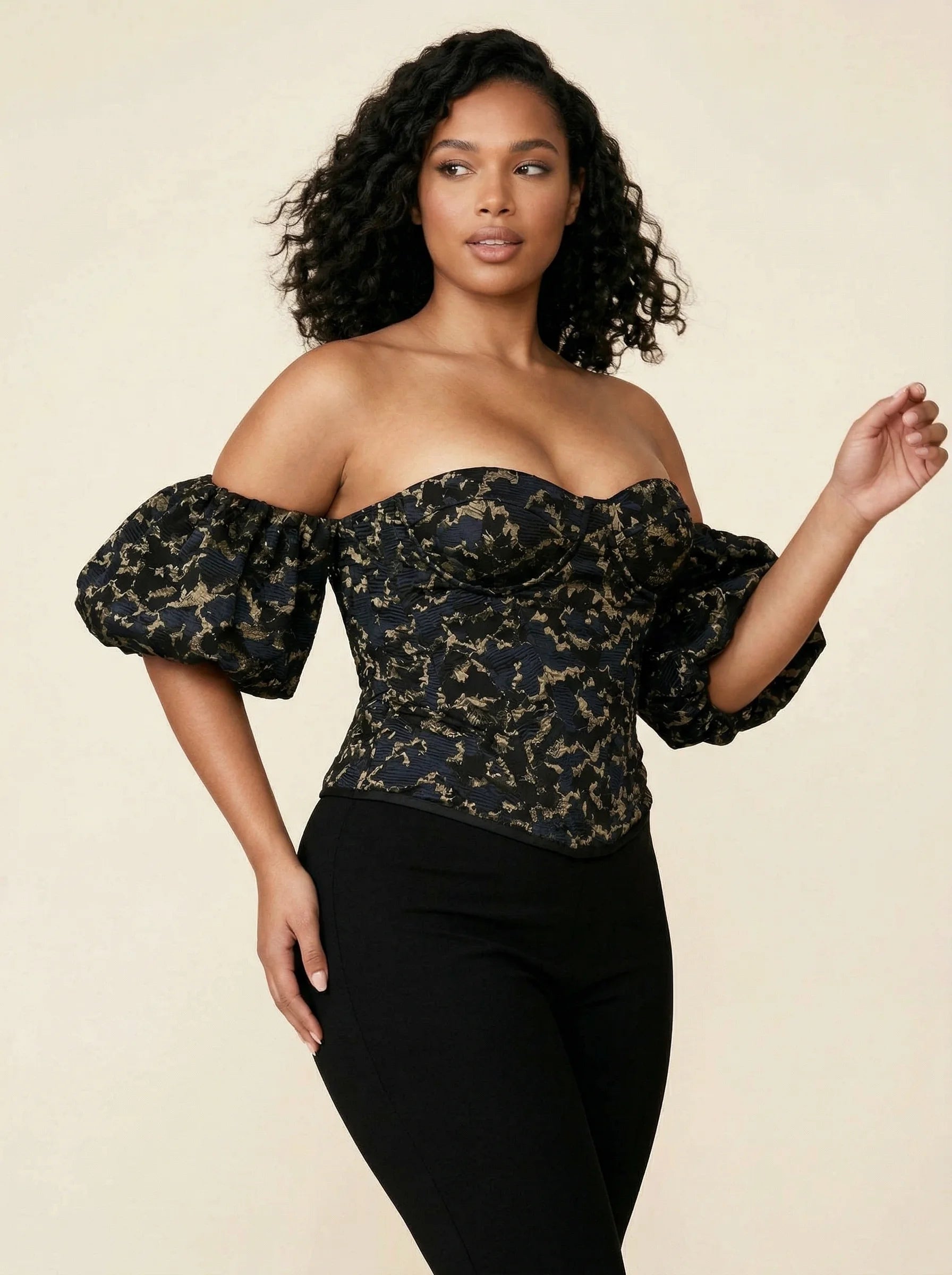 Corset Noir Luxe - Vue mouvement (plus-size)