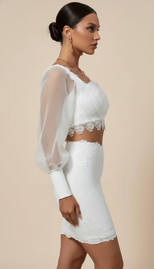 Robe Corset Dentelle Manches Voile - Vue profil