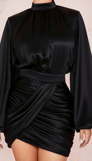 Robe Corsetée Satin Manches Ballon Noire - Vue face